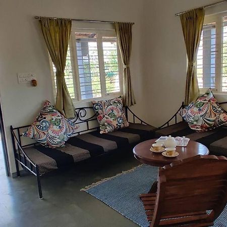 Shakuntala Farms - Rustic Farmstay With Modern Comforts Насик Экстерьер фото