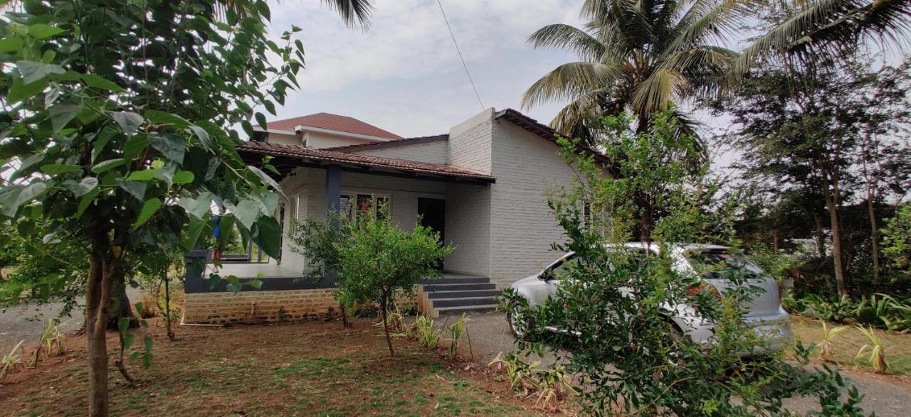 Shakuntala Farms - Rustic Farmstay With Modern Comforts Насик Экстерьер фото