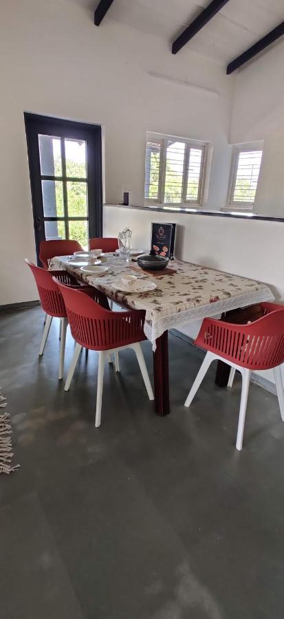 Shakuntala Farms - Rustic Farmstay With Modern Comforts Насик Экстерьер фото